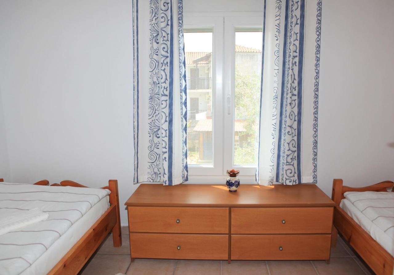O Pyrgos Accommodations Panormos  Экстерьер фото