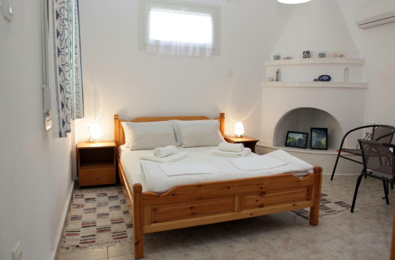 O Pyrgos Accommodations Panormos  Экстерьер фото