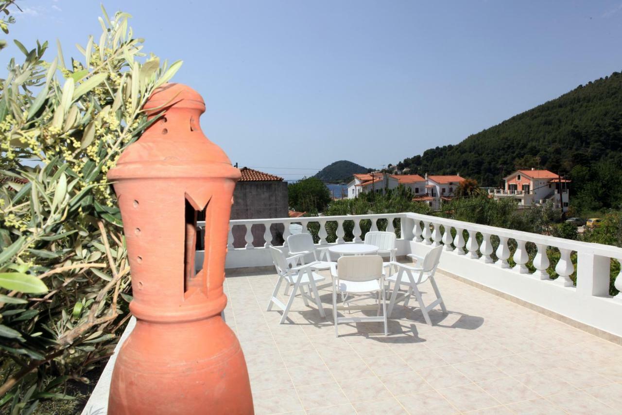 O Pyrgos Accommodations Panormos  Экстерьер фото